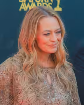 Jeri Ryan