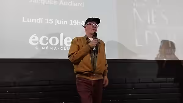 Jacques Audiard présentant "Sur mes lèvres" à l'Écoles Cinéma Club, le 15 juin 2026.