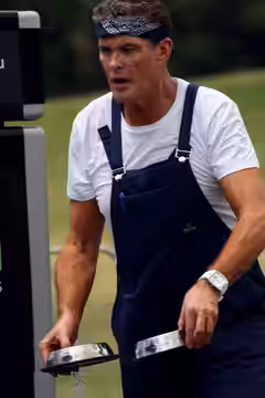 David Hasselhoff Joins The Celebrity Apprentice Australia; Dog Day For The Hoff (2012)