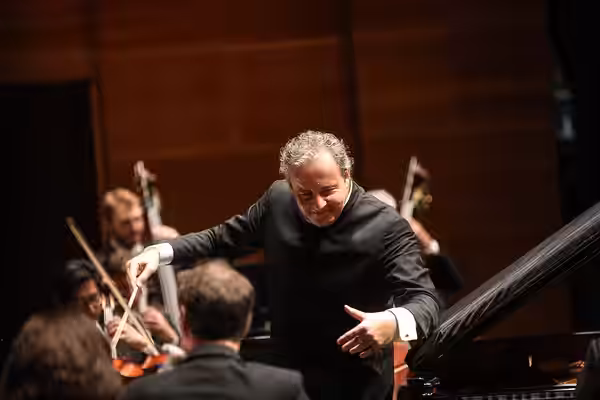 London Philharmonic Orchestra - Javier Perianes (2019)