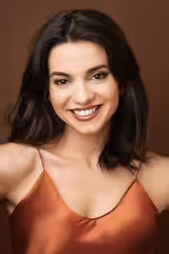Lauren LaVera