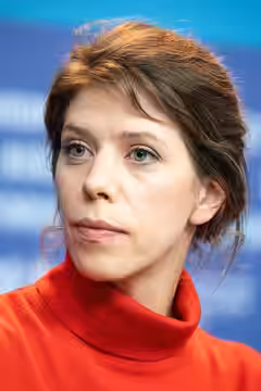 Nora Fingscheidt presenting the movie System Crasher at the Berlinale 2019