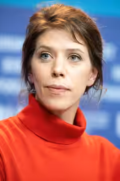 Nora Fingscheidt presenting the movie System Crasher at the Berlinale 2019
