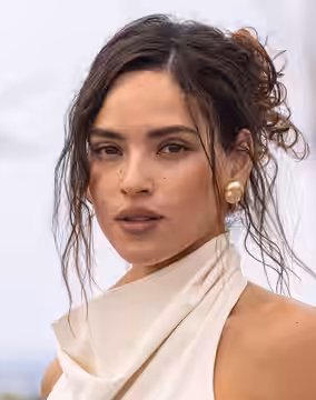 Adria Arjona