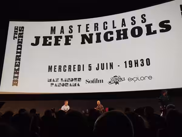 Jeff Nichols lors d'une discussion organisée au Max Linder Panorama lors de l'avant-première de "The Bikeriders", le 5 juin 2024.