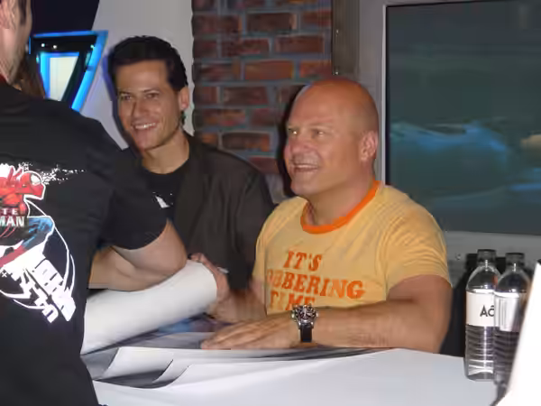 Ioan Gruffudd and Michael Chiklis, actors of the Fantastic Four films. (2005)