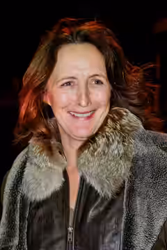 Fiona Shaw posing for pictures at the stage door after a performance of Ibsen's John Gabriel Borkman at the Brooklyn Academy of Music. (2011)