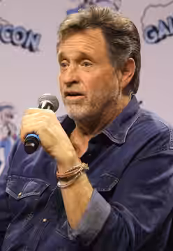 Robert Hays at GalaxyCon Richmond in 2019