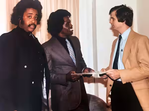 Lee Atwater with James Brown (4-35) Lee Atwater meeting with James Brown (1981)