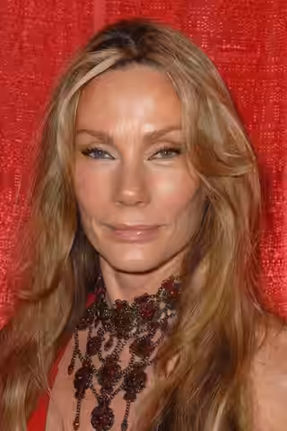 Virginia Hey