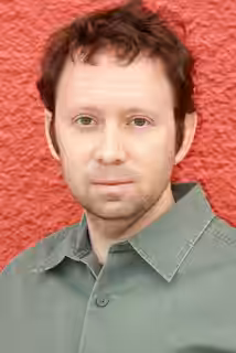 Oliver Robins