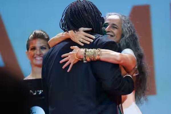 Maria Bethania e Milton Nascimento durante o 25º Premio da Musica Brasileira no Theatro Municipal. Foto: Roberto Filho (14/05/14) (2014)