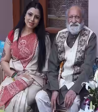 Guru Sanchita with Bharat Ratna Pandit Ravi Shankarji (2012)