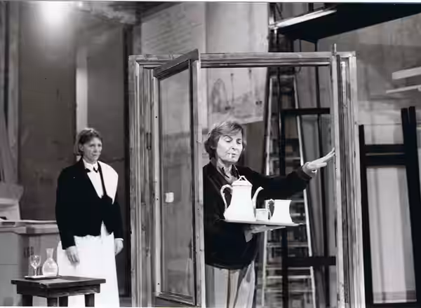 Simone Benmussa et Aurore Clément pendant une répétition d'"Albert Nobbs", 1988.