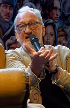 Author : @Kiri Karma Comiccon Brussels 2023 - Spring - Q &amp; A Robert Englund Robert Englund aka Freddy Krueger - Victor Creel - ... A Nightmare on Elm Street