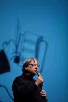 Maestro John Neschling na apresentação da Companhia Brasileira de Ópera, no Palácio das Artes em Belo Horizonte. Foto: Pedro França/MinC (2010)