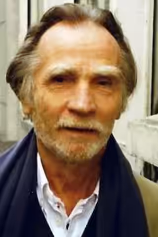 Willy Holt