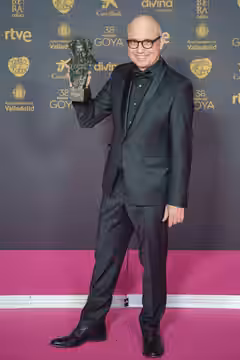 Pablo Berger en la alfombra roja de los Premios Goya 2024 celebrados en Valladolid