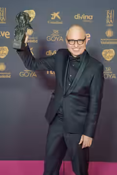 Pablo Berger en la alfombra roja de los Premios Goya 2024 celebrados en Valladolid
