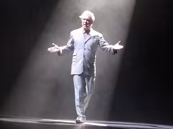 David Byrne at Theater 11, Zürich (American Utopia Tour) (2018)