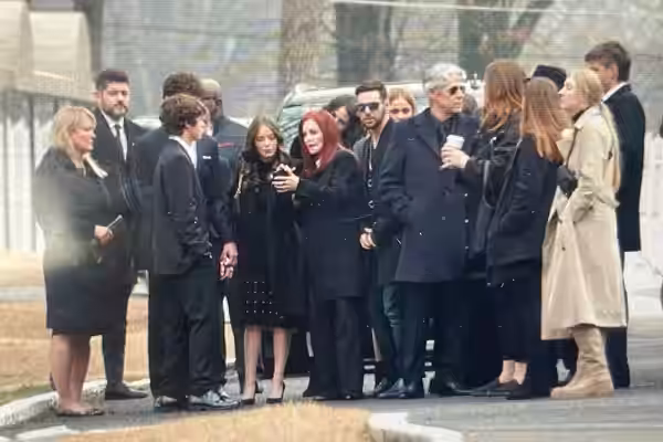 Priscilla Presley and her family at her daughter's Lisa Marie Presley's funeral (2023)