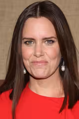 Ione Skye