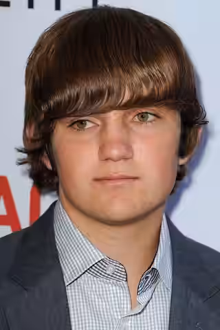 Hunter McCracken