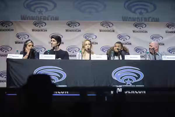 Ciara Renée, Brandon Routh, Caity Lotz, Franz Drameh and Marc Guggenheim speaking at the 2016 WonderCon, for "Legends of Tomorrow", at the Los Angeles Conventio