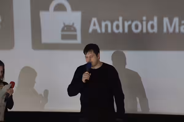 Gareth Evans On Stage (2012)