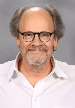 Ethan Phillips at the Paradise City Comic Con in 2016