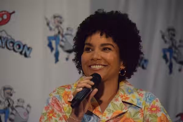Emmy Raver-Lampman at GalaxyCon Raleigh in 2022