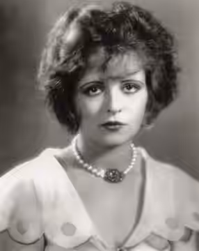 Clara Bow (1905 - 1965) (1920)