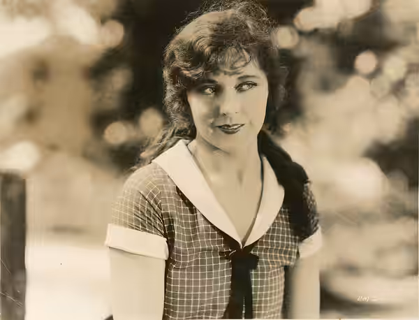 Jobyna Ralston, film actress Subjects (LCTGM): actresses (1926)