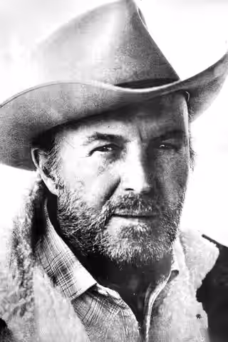 Gregg Barton