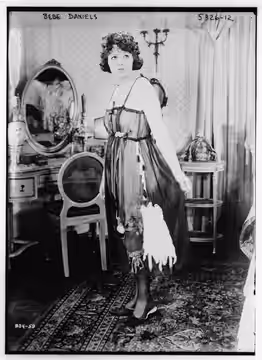 Title: Bebe Daniels Abstract/medium: 1 negative : glass ; 5 x 7 in. or smaller.