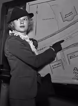Motion Picture actress Mary Carlisle defends herself at a traffic injury suit against Fred A. Finer, a surveyor, in Los Angeles. In the picture, Ms. Carlisle po (1935)