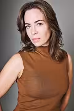 Eve Macklin