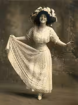 Fay Bainter, stock actress with the Baker Stock Company Subjects: actresses (1911)