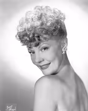 Photo of actress June Knight in 1945.