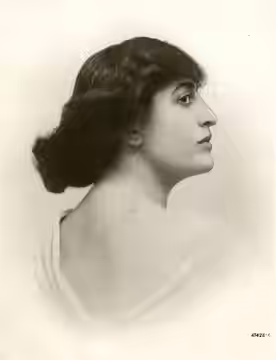 Silent film actress Constance Collier. Subjects: actresses (1916)