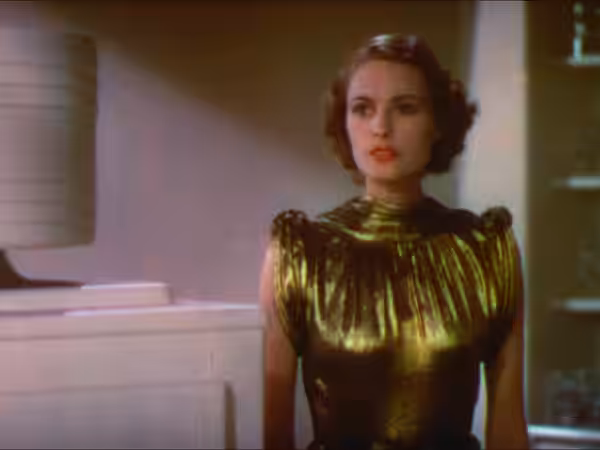 Screenshot from the film A Star is Born (1937)