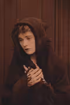 Mae Marsh