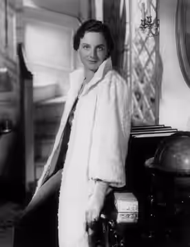 Frieda Inescort (2024)