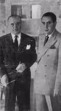 El pianista José Iturbi junto al periodista aficionado Antonio Balanzá en Valencia, 1948