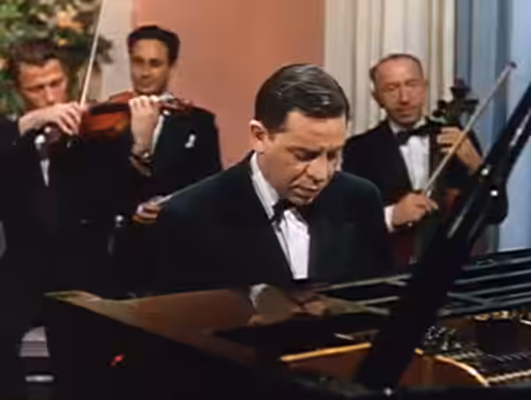 Oscar Levant in the Barkleys of Broadway (1949)