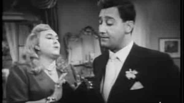 Ave Ninchi e Alberto Sordi in una scena del film (1952)