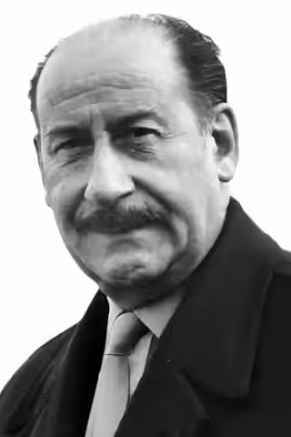 Pierre Dux