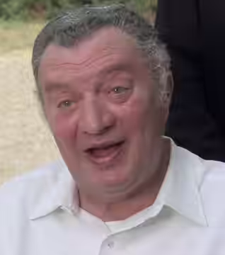 Screenshot dal film Il vizio di famiglia (1975) estratto personalmente