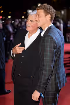 Peter Simonischek and en:Daniel Donskoy on the red carpet of the Hessian Film and Cinema Prize 2019 in the Alte Oper Frankfurt.