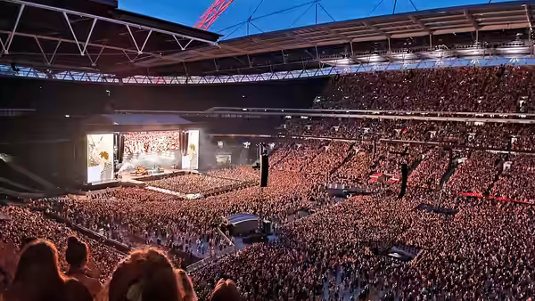 Harry Styles' live concert audience at Wembley Stadium for Love on Tour, on June 19th 2022